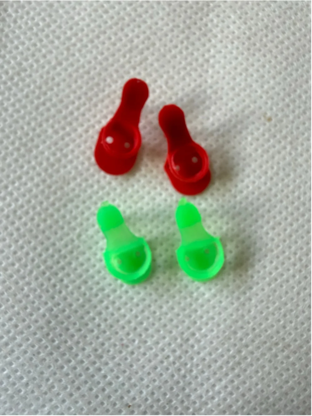 Vintage Barbie and Friends CLONE Heels 2 pairs open toe Red and Green